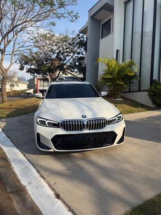 BMW 320i 2.0 16V TURBO FLEX M SPORT AUTOMÁTICO BMW 320i 2.0 16V TURBO FLEX M SPORT AUTOMÁTICO